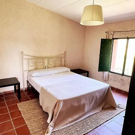 En Privada En Baix Emporda Holiday home Torroella De Montgri